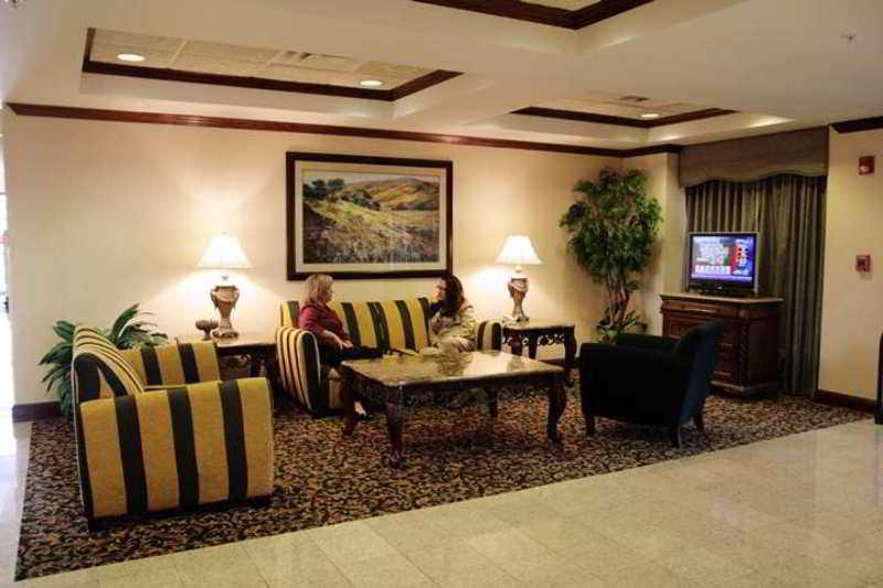 Hampton Inn & Suites Tulsa-Woodland Hills Interior photo